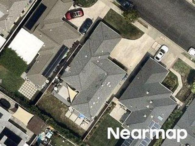 Selmaraine Dr