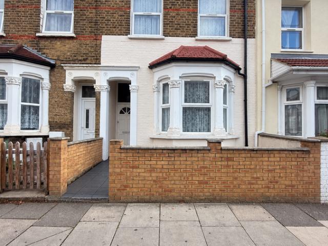 Selsdon Road, London E13, 3 bed terraced house to rent, £2,150 pcm | PrimeLocation