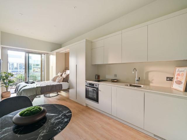 Selsdon Way, Isle Of Dogs, London E14, Studio to rent, £2,300 pcm | PrimeLocation