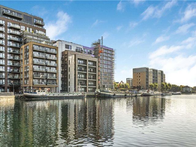 Selsdon Way, London, E14 1 bed apartment to rent £2,050 pcm £473 pw