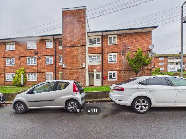 Selsfield Drive, Brighton, East Sussex BN2, 3 bed flat to rent, £1,995 pcm | PrimeLocation
