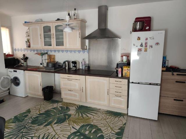 SEPT SORTS Appartement T3 65.42m² À Louer
