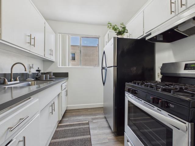 Sepulveda Apartments