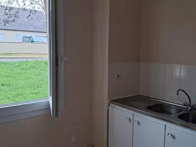 Sepmes 37800 Location maison 3 pièces t3