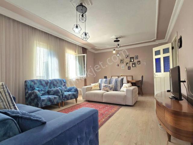 Servergazi Mahallesi'nde Satılık 3+1 Daire