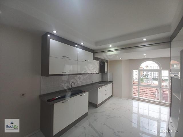 SERVERGAZİ BAŞAK HEYKELİ YAKININDA KİRALIK DAİRE