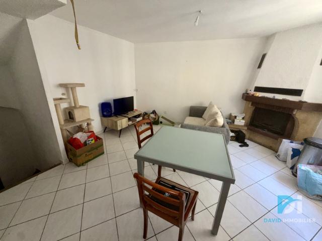 SERVIAN, maison de ville avec garage