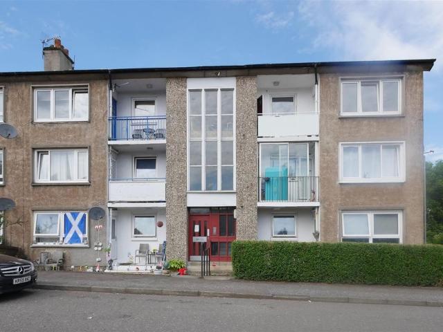 Service Street, Lennoxtown G66, 2 bed flat to rent, £745 pcm | PrimeLocation