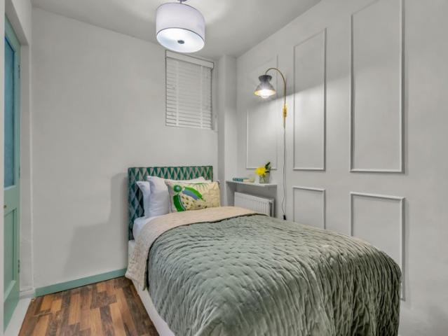 Serviced 1 Bed Apartment – Kensington SW5, Bills I