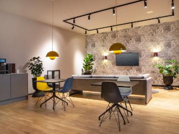 Serviced Apartment in Berlin Mitte, Wedding, with Balcony
