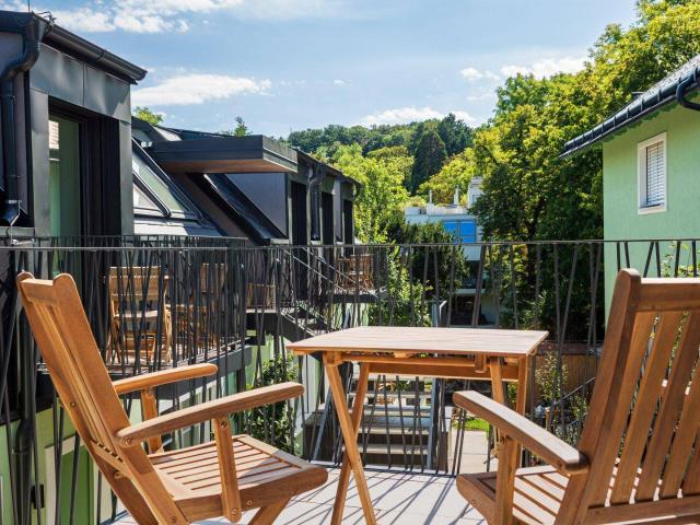 Serviced Apartment with Terrace in a Green Setting – Pötzleinsdorf 05