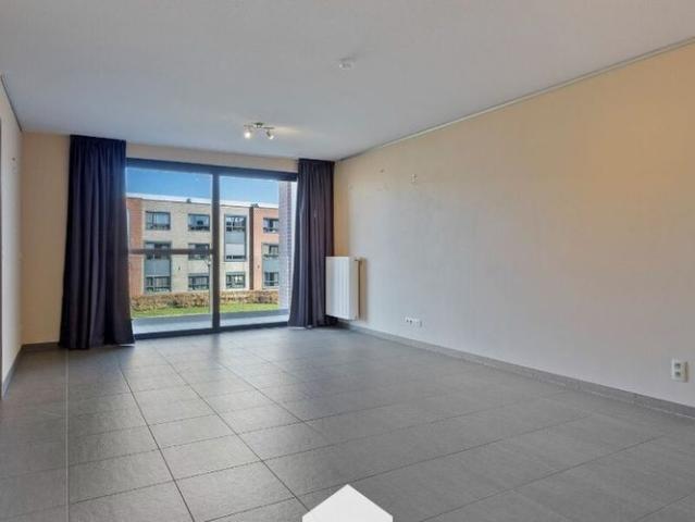 Serviceflat te huur in Meeuwen voor € 1.250 met 1 slaapkamer