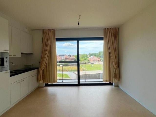 Serviceflat te huur in Alken voor € 840 met 1 slaapkamer