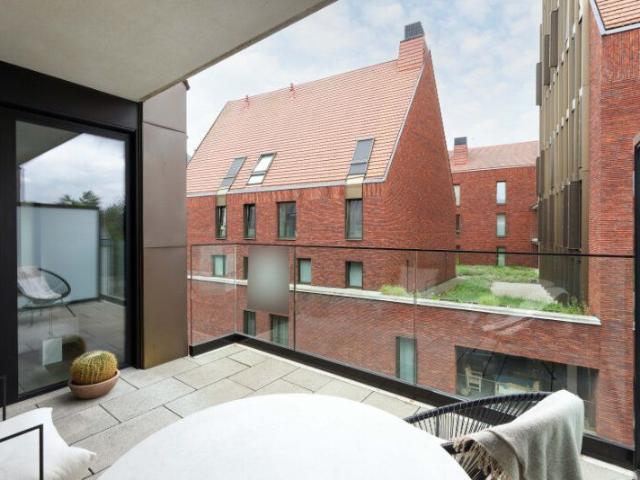 SERVICEFLAT MET GEZELLIG TERRAS