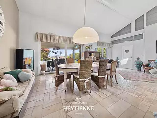 Servigny lès Sainte Barbe 57640 Achat / Vente maison 11 pièces t11 piscine cave