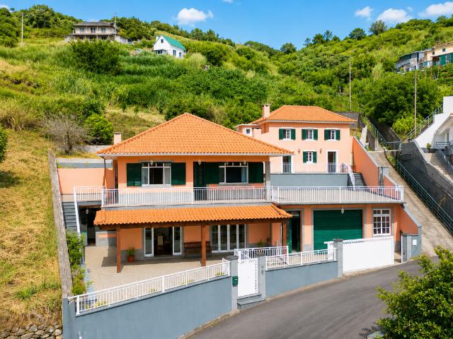 Ser Faia | Moradias T4 + T2 Faial