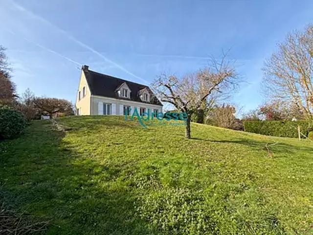 Seraincourt 95450 Achat / Vente maison 8 pièces t8 au dernier étage terrasse