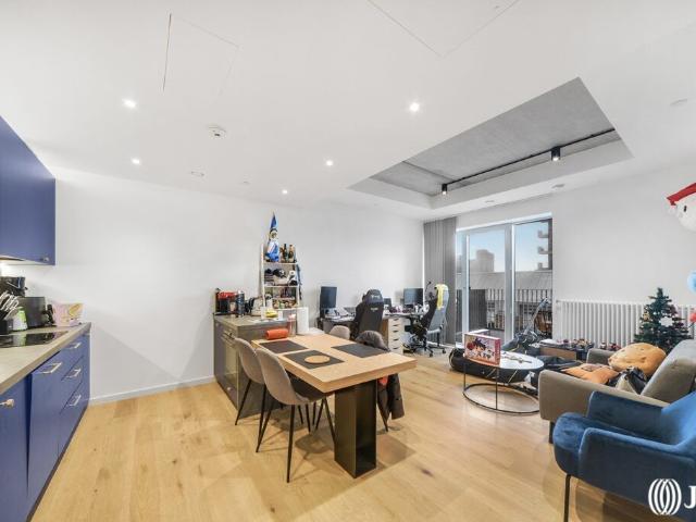 Serapis House, Goodluck Hope E14, 1 bed flat to rent, £2,275 pcm | PrimeLocation