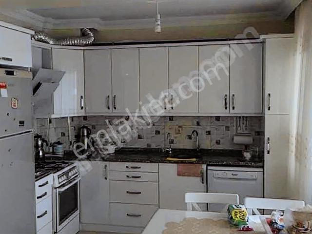 Serdivan Yazlık Kanalboyu Şok Market Yanı 175 M2 Çift Garajlı