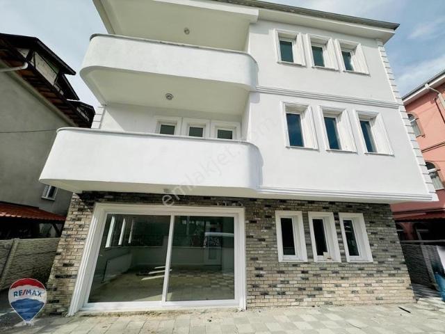 Serdivan Arabacıalanı Mah.komple Yenilenmiş Satılık 2+1 Daire