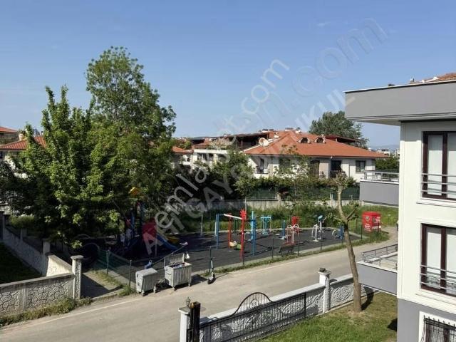 Serdivan Avm'ye Yürüme Mesafesi