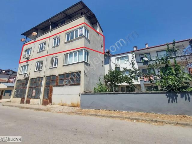 Serdivan Bahçelievlerde 2+1 Ara Kat Kiralık