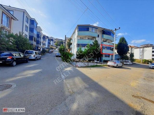 Serdivan Beşköprüde 3+1 Geniş Ve Ferah Kiralık Daire