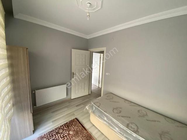 Serdivan kemalpaşa'da Saü'ye Yakın Kiralık Eşyalı 2+1 Daire