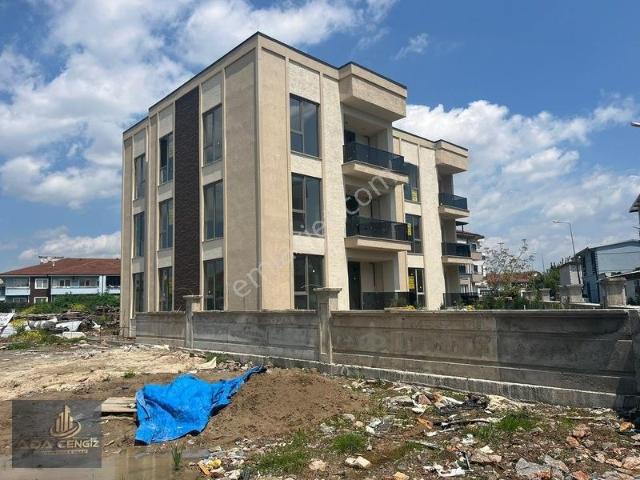 Serdivan Köprübaşı Mah.3+1 Giyinme Odalı Ultra Lüks Daire