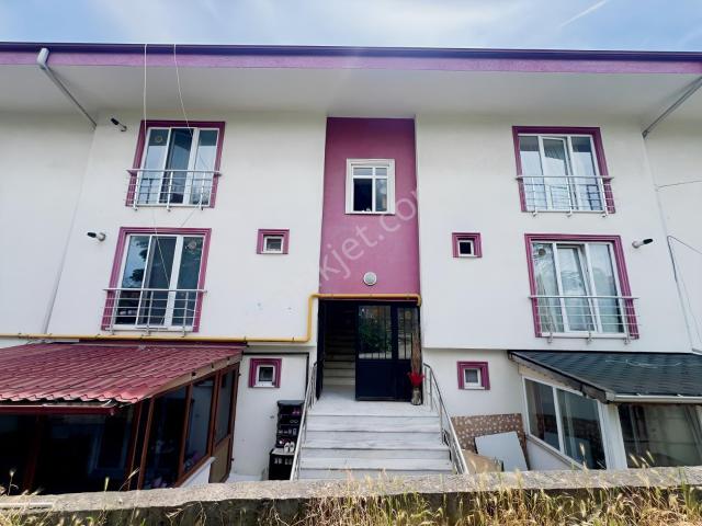 Serdivan Mavi Durakta Müstakil Bahçeli 2+1 Kiralık Daire !
