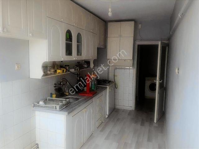 Serdivan Merkez Karakol Karşısı 3/1 Eşyalı Kiralık
