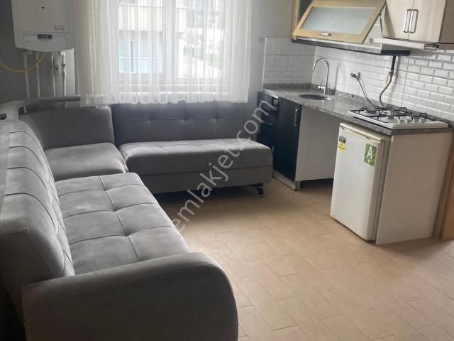 Serdivan Merkezi Konumda Temiz Eşyalı 2+1 Apart Daire