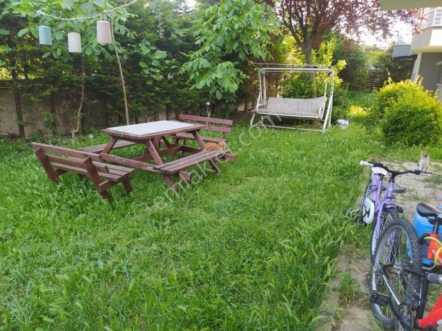 Serdivan Avm Yakınında Eşyalı 3+1 Kiralık Daire