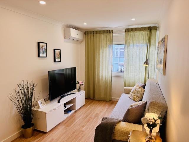 Serene 2 Bedroom apartment in Benfica Lisbon