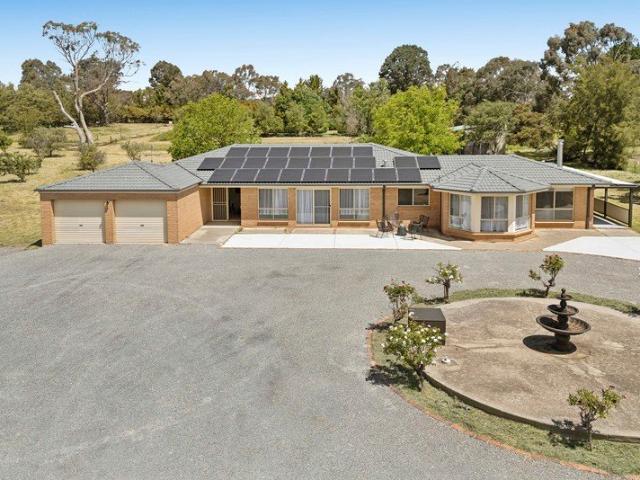 Lifestyle, Space & Endless Possibilities Don't Miss This One
