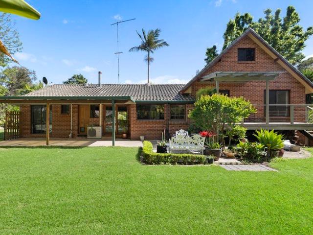Serene and private family oasis