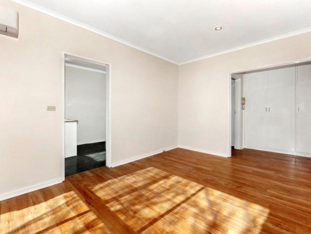 Serene and Secure Top Floor Apartment