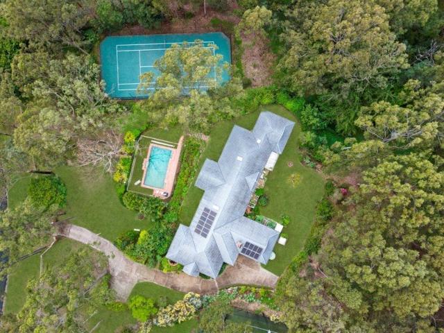 Serene Acreage Living with Pool, Full Size Tennis Court and Flexible Granny Flat Accommodation