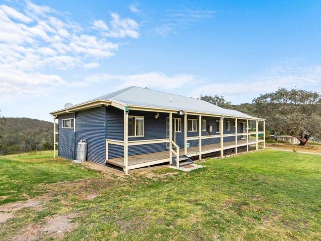 Serene Bushland Retreat Self Sufficient Living Awaits!