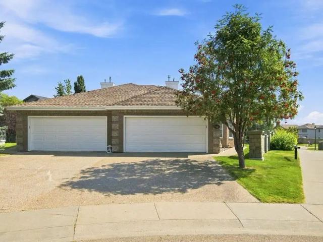 Serene Elegance at Sandin Cove — 2 Bedrooms+ Den Duplex