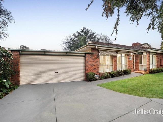 Serene single level living with a private alfresco deck