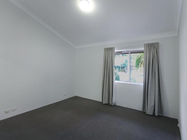 Serene urban lifestyle with unique opportunity, well presented in the great location!