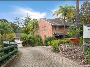 Serene urban lifestyle with unique opportunity, well presented in the great location!