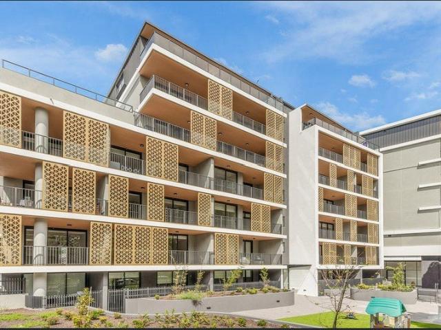 Serenity Gardens Villa Style Ground Floor 1 bedroom Apartment with Large Courtyard
