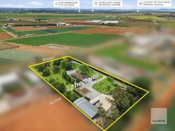 Serenity on Three Acres: Your Renovated Dream Retreat Awaits!