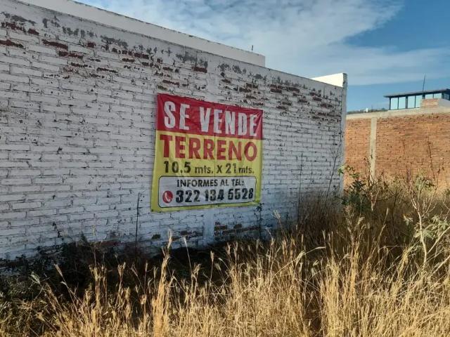Sergio Dávila Vende Terreno en Jardines de Santa Rita, Autlán de Navarro. TEL. 322 134 5528