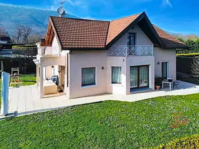 Sergy 01630 Achat / Vente maison 6 pièces t6 au dernier étage