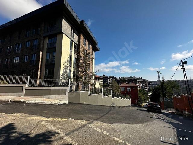 Serhat Gayrimenkul'den 2+1 Amerikan Mutfaklı,Sıfır Eşyalı,Otoparklı,Site içerisinde,Ulaşıma yakın