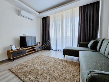 Serhat Özgüner'den Yeni Full Eşyalı Kiralık Geniş Daire