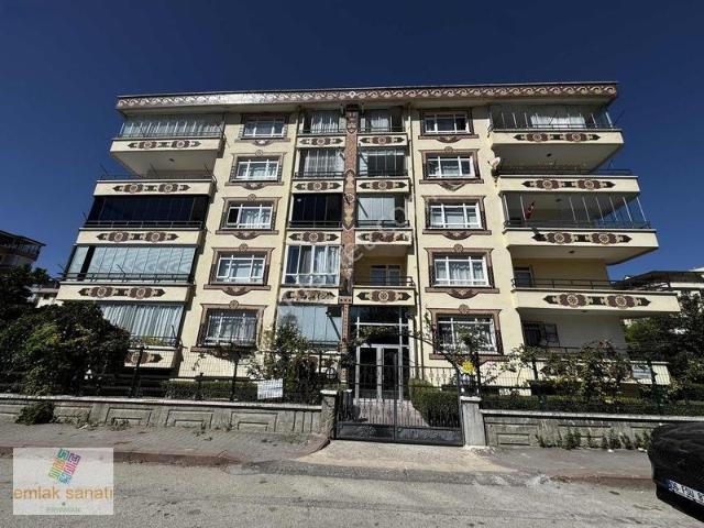 Serhat Mahallesi Site İçerisinde 3+1 Kiralık Boş Daire